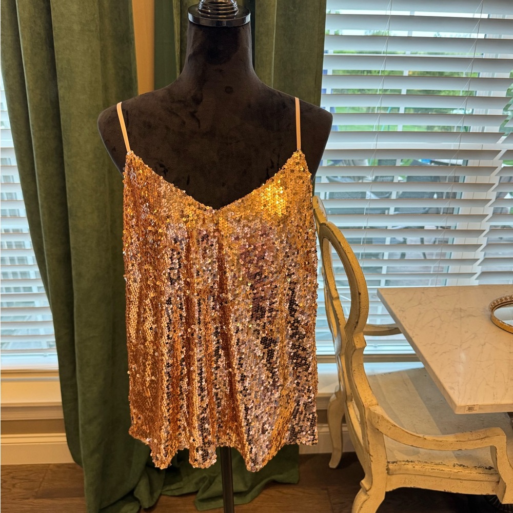 Anthropology L Rose gold sequin tank